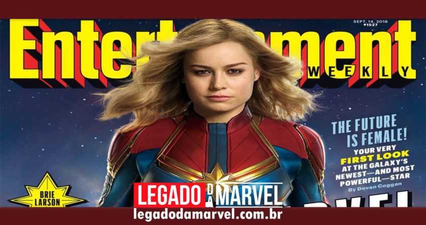 UAU! Capitã Marvel estrela revista com uniforme clássico vermelho e azul!