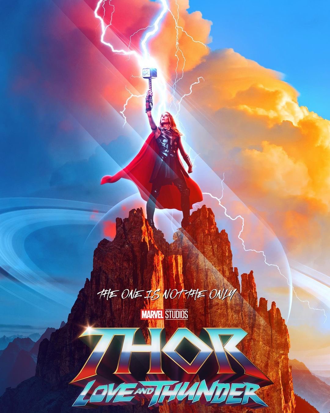 Poderosa Thor é destaque em novo pôster de Thor 4.