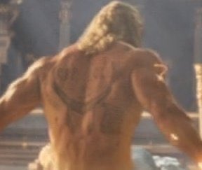 Tatuagem do Loki em Thor 4