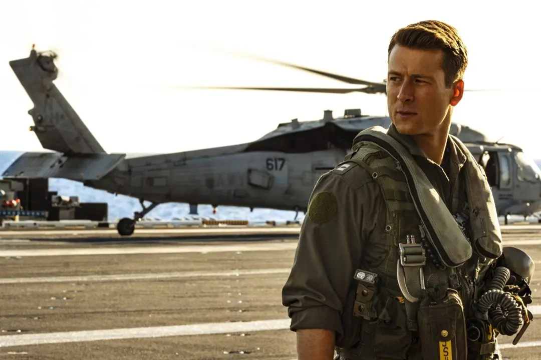 Glen Powell pode ser o Ciclope em reboot de X-Men.