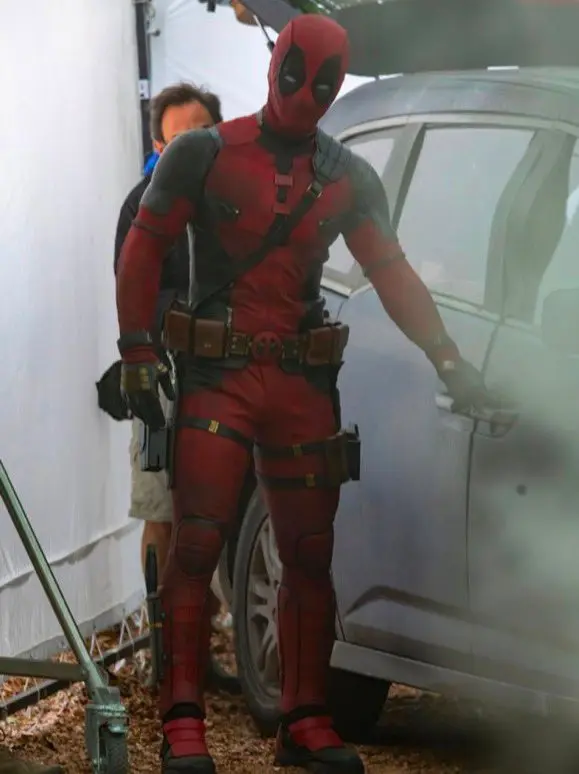 Deadpool 3 apresenta Dogpool e divulga nova data de lançamento