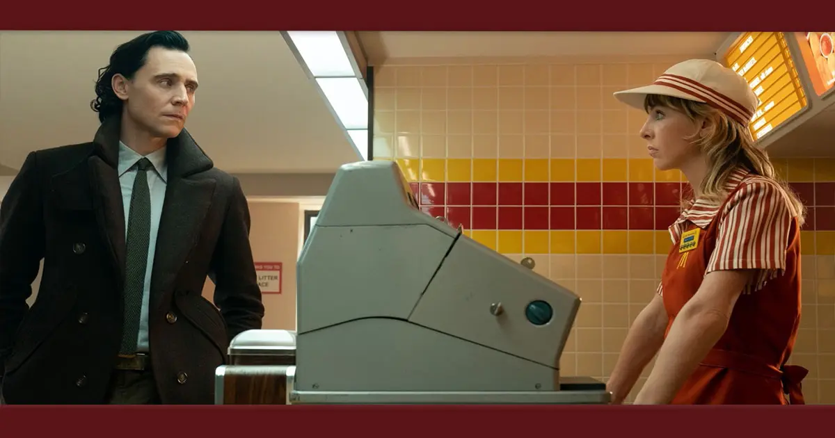Loki e Sylvie visitam McDonalds em novas fotos do set da segunda