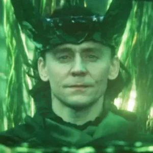 cropped-Tom-Hiddleston-confirma-que-o-final-de-Loki-e-a-conclusao-do-personagem-apos-14-anos-legadodamarvel.webp