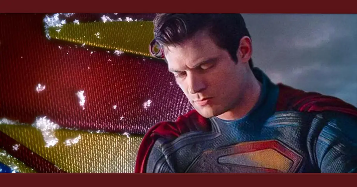 Diretor da Marvel revela a primeira foto do novo uniforme do Superman