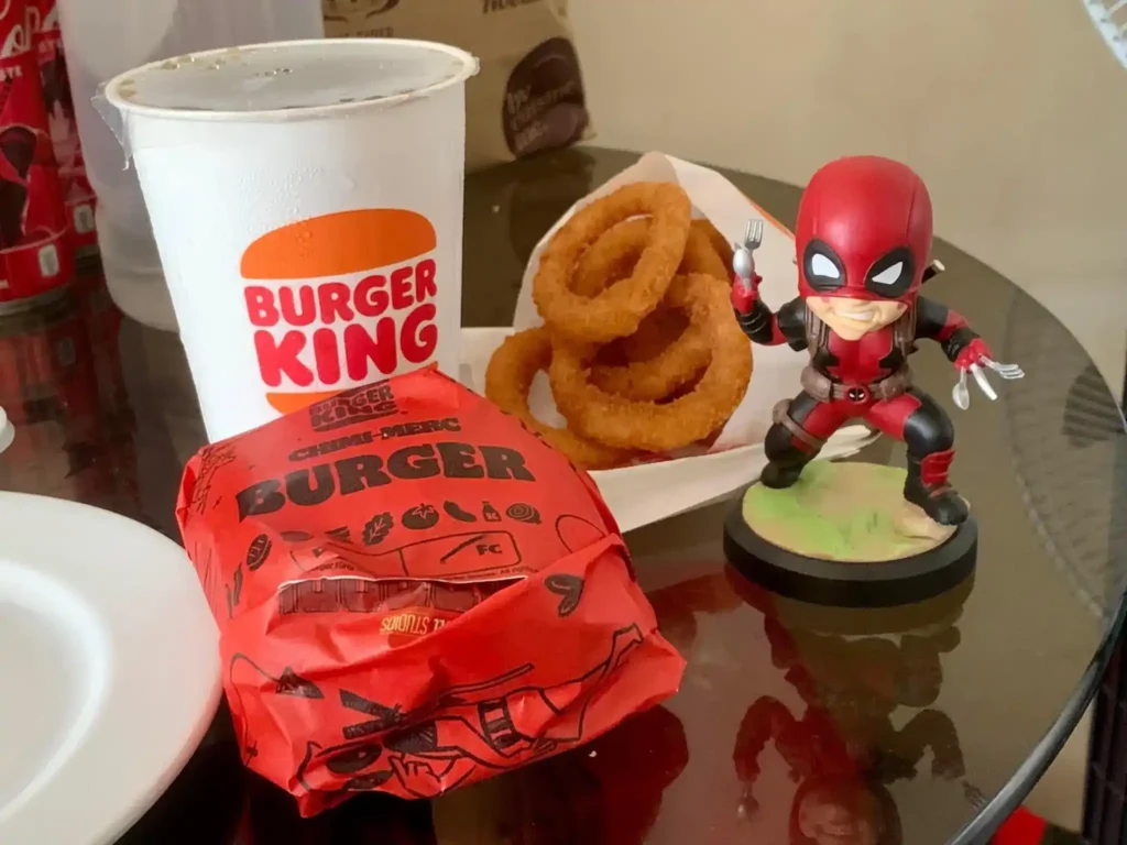 Deadpool & Wolverine no Burguer King