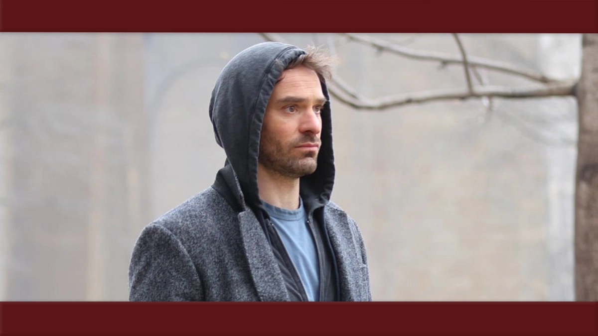 Charlie Cox nas filmagens de Demolidor: Renascido