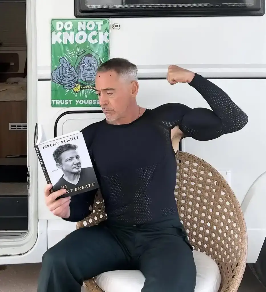 Robert Downey Jr. nos sets de Doomsday