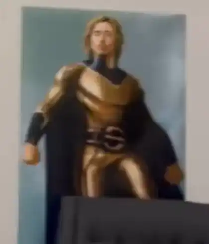 Steven Yeun como Sentinela