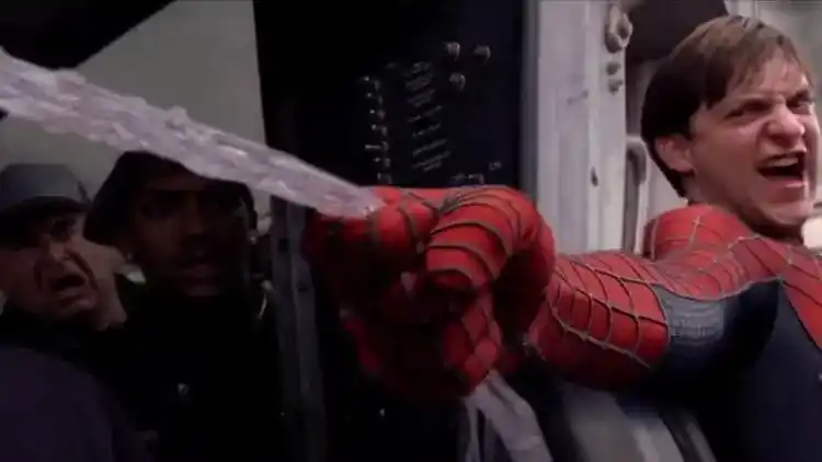 O polêmico "lançador orgânico" de teia de Tobey Maguire