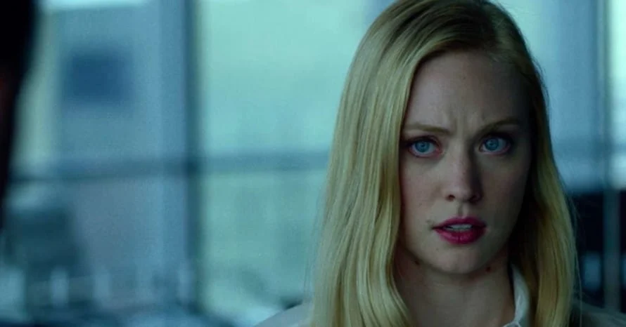 Karen Page Demolidor desconfiada