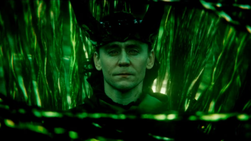 Loki Vingadores Doomsday trono