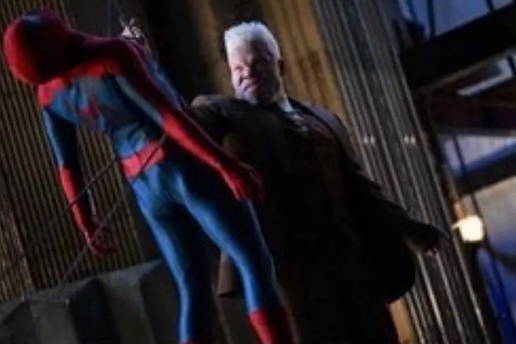 homem-aranha 4 imagem lápide