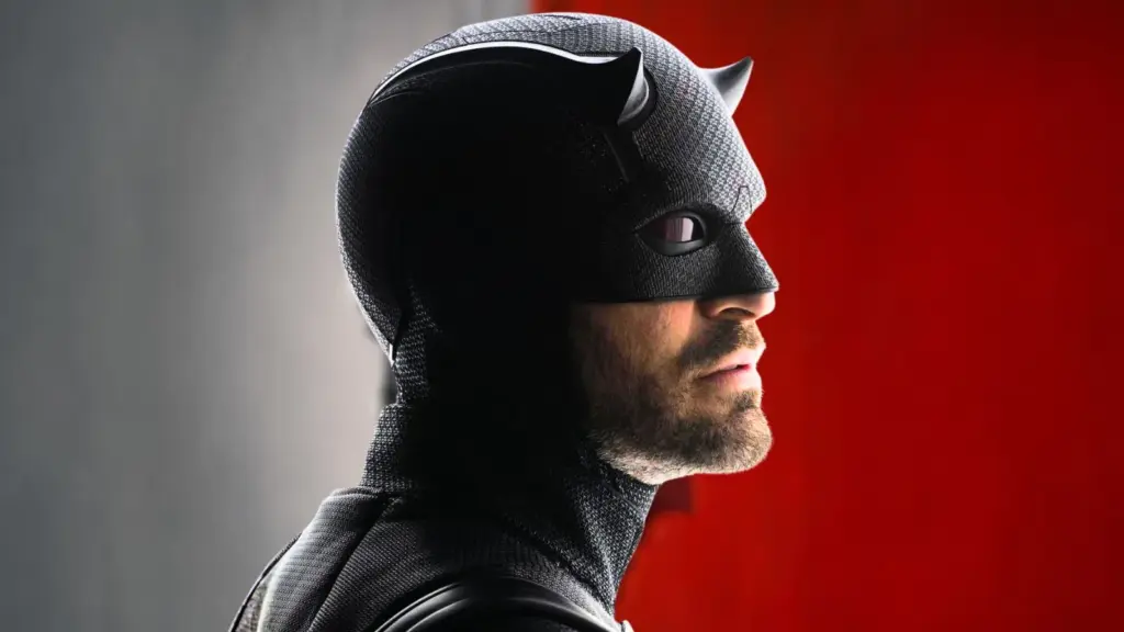 O executivo da Marvel Studios, Brad Winderbaum, fala sobre a possibilidade de exibir o episódio final de Demolidor: Renascido nos cinemas. 