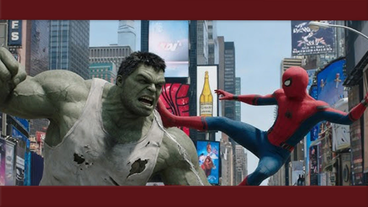 Homem-Aranha 4: Imagem oficial revela luta do Hulk contra Peter Parker