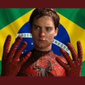 Tobey Maguire, o Homem-Aranha, é visto no jogo do Brasil x Noruega pela Copa do Mundo