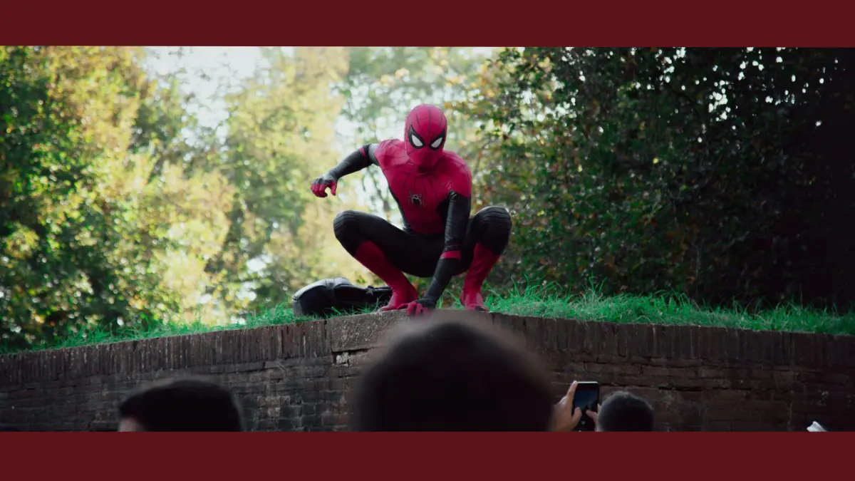 Como Melhorar Trailers e Clipes de Fãs com AI Video Enhancer